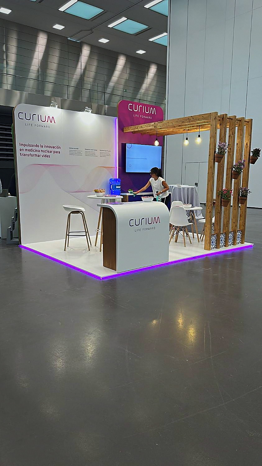 Stand Curium