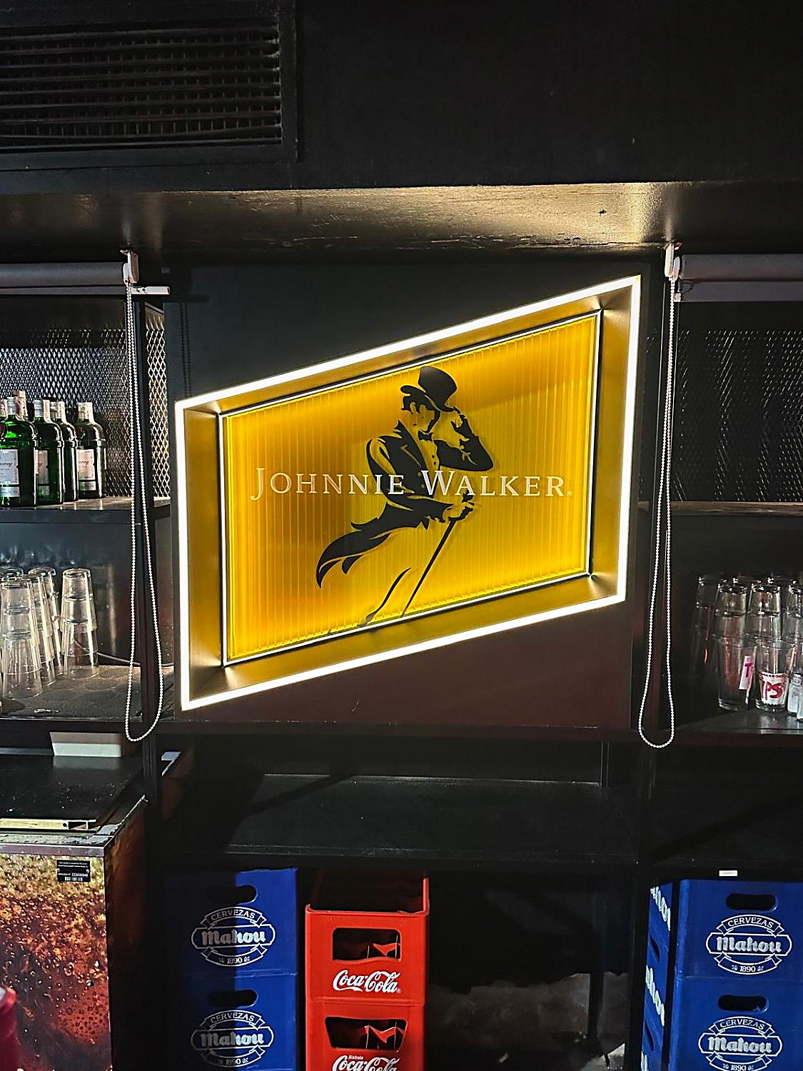 Caja luminosa Johnnie Walker